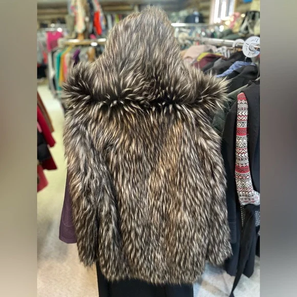 🤎M Donna Salyers Fabulous Furs Faux fur hooded coat - Picture 5 of 9